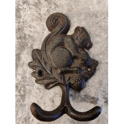 gietijzer_kapstok_bruin_eekhoorn